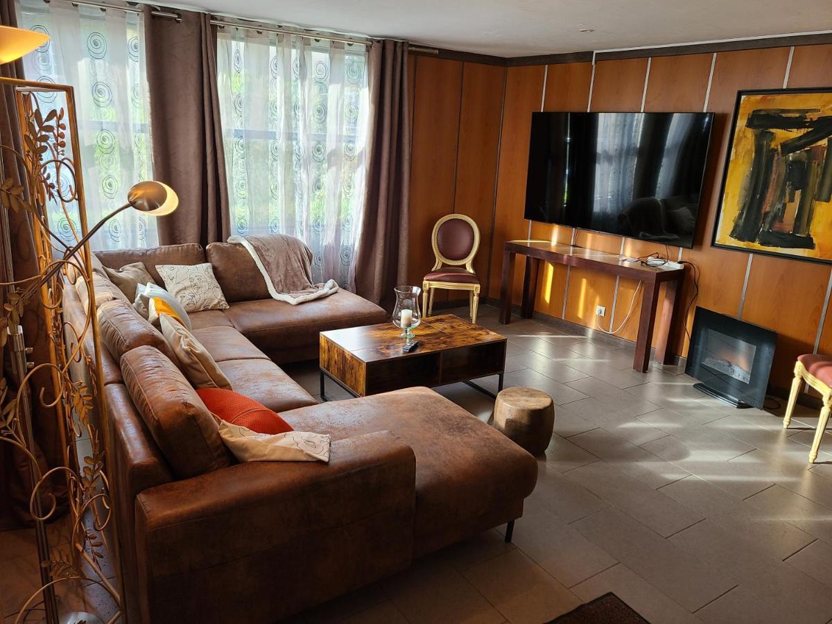 Bed and Breakfast Les Grands Frenes Plaine-de-Walsch Exterior foto