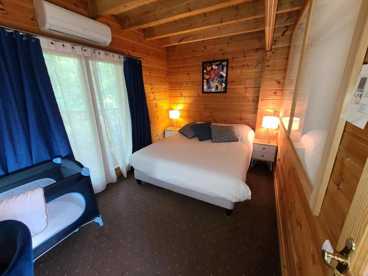 Bed and Breakfast Les Grands Frenes Plaine-de-Walsch Exterior foto