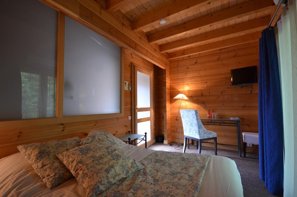 Bed and Breakfast Les Grands Frenes Plaine-de-Walsch Exterior foto