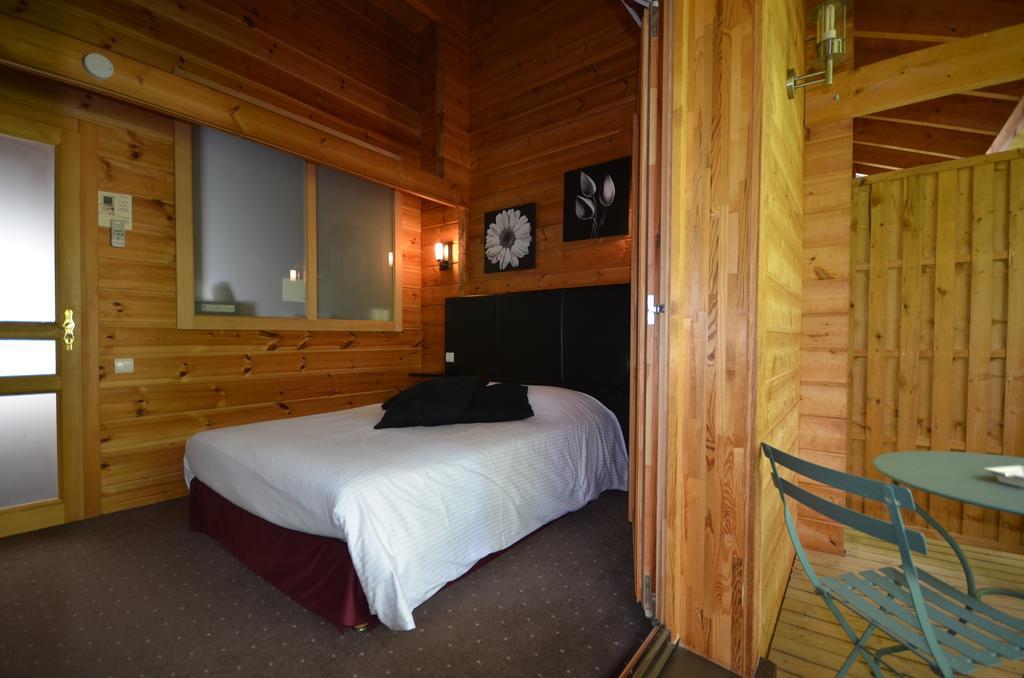 Bed and Breakfast Les Grands Frenes Plaine-de-Walsch Exterior foto