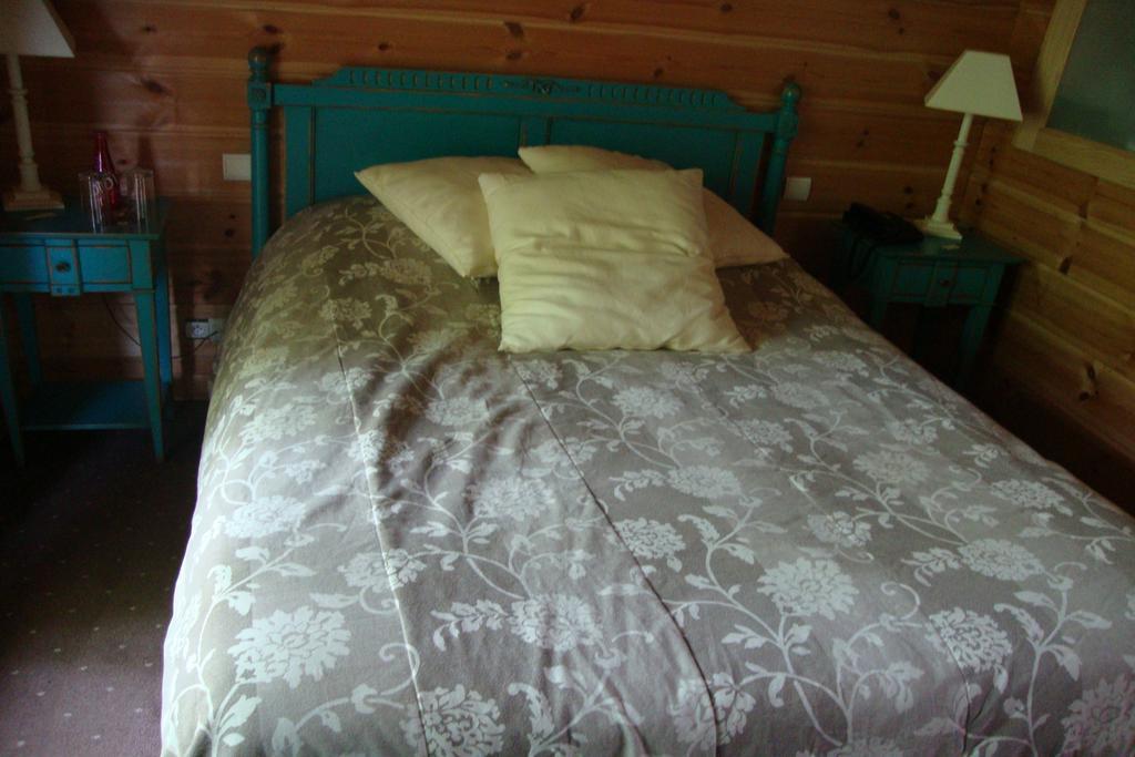 Bed and Breakfast Les Grands Frenes Plaine-de-Walsch Habitación foto