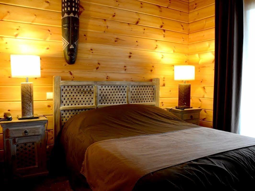Bed and Breakfast Les Grands Frenes Plaine-de-Walsch Exterior foto