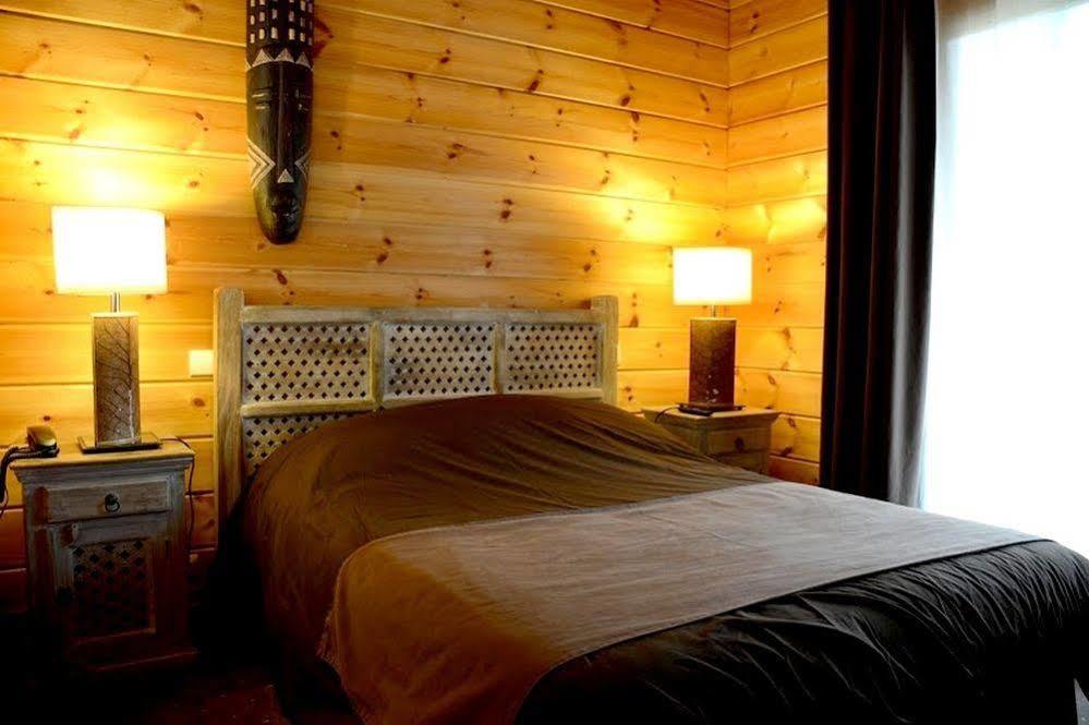 Bed and Breakfast Les Grands Frenes Plaine-de-Walsch Exterior foto